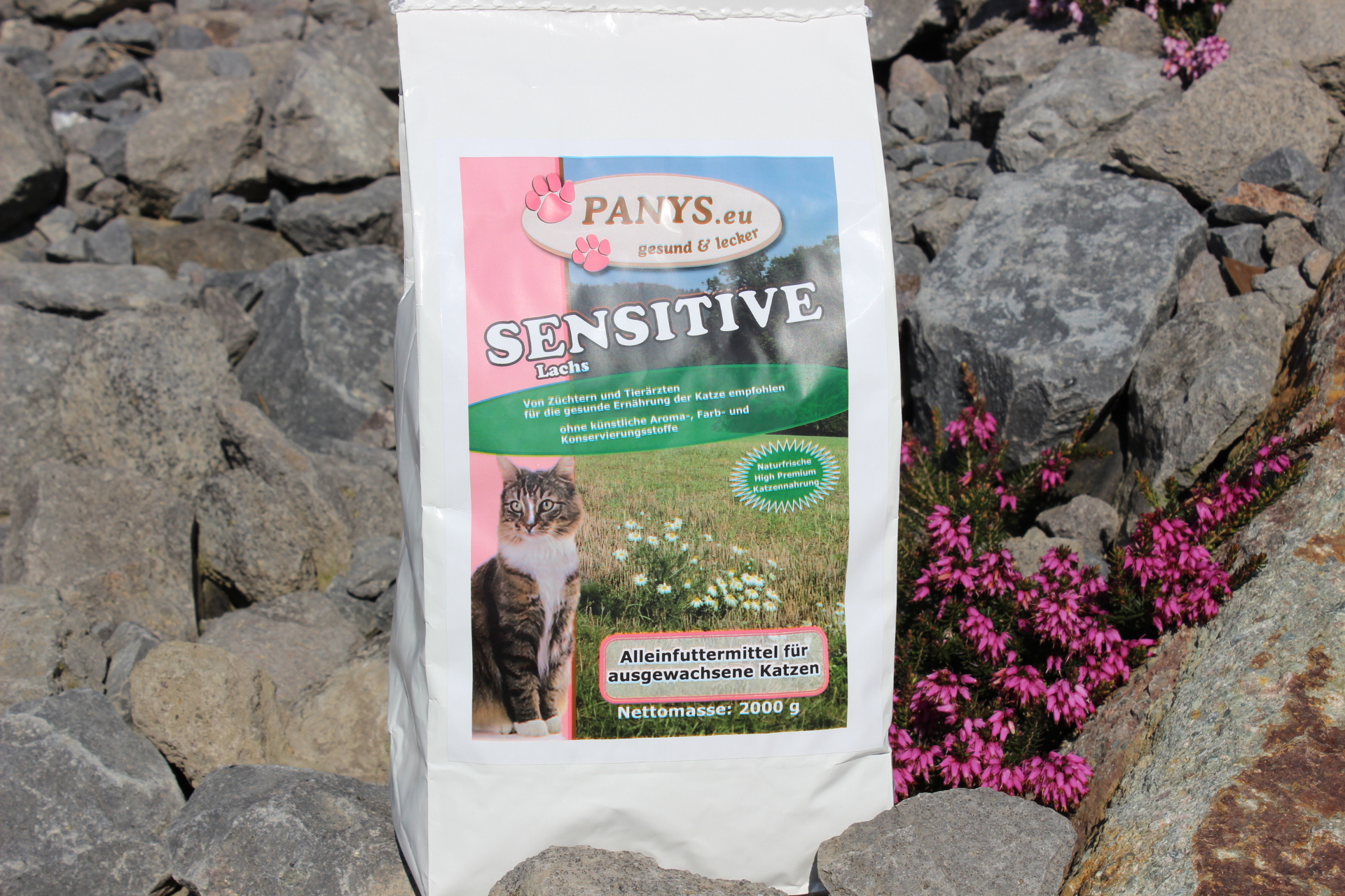 Adult Sensitive Lachs - für ernährungssensible Katzen - 2,0 Kg
